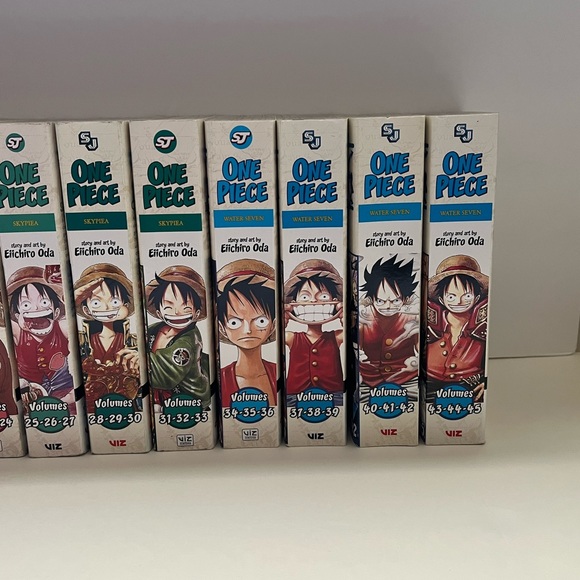 🌟SOLD🌟One piece manga lot( Volumes 1-66) 3 in 1 mangas - Picture 3 of 4
